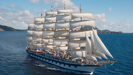 I Venedig går vi ombord på världens största segelfartyg, den femmastade fullriggaren Royal Clipper.